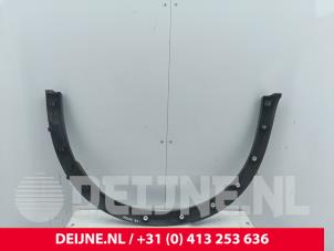 Lynk & Co 01 Wielrand achter O334439 foto 2