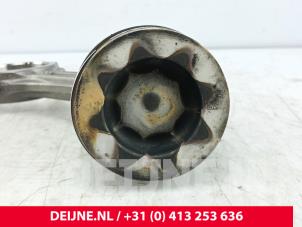 Volkswagen Transporter Zuiger O335409 foto 3