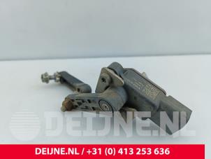 Volvo XC60 Xenon hoogteregelaar O335716 foto 2