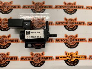 Gebruikte Vacuum ventiel Volkswagen Golf VI (5K1) 1.4 TSI 122 16V Prijs € 40,00 Margeregeling aangeboden door Auto's en Parts Westland B.V.
