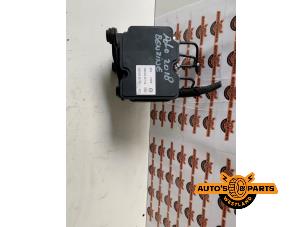 Gebruikte ABS Pomp Volkswagen Polo VI (AW1) 1.0 TSI 12V BlueMotion Prijs op aanvraag aangeboden door Auto's en Parts Westland B.V.