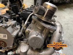 Gebruikte Hogedrukpomp Ford Usa Mustang VI Convertible 2.3 EcoBoost 16V Prijs € 200,00 Margeregeling aangeboden door Auto's en Parts Westland B.V.