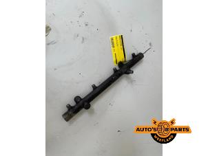 Gebruikte Injector brug Mercedes ML I (163) 400 4.0 CDI V8 32V Prijs € 60,00 Margeregeling aangeboden door Auto's en Parts Westland B.V.
