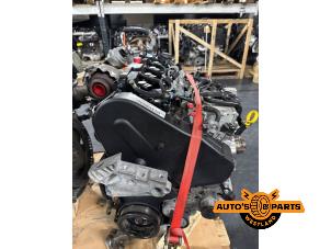 Gebruikte Motor Volkswagen Golf VII (AUA) 1.6 TDI BlueMotion 16V Prijs € 3.025,00 Inclusief btw aangeboden door Auto's en Parts Westland B.V.