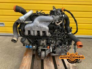 Gebruikte Motor Volkswagen Transporter T5 2.5 TDi Prijs € 3.932,50 Inclusief btw aangeboden door Auto's en Parts Westland B.V.