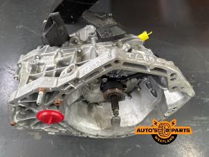 Gebruikte Versnellingsbak Dacia Duster (SR) 1.5 Blue dCi 115 4x4 Prijs € 1.512,50 Inclusief btw aangeboden door Auto's en Parts Westland B.V.