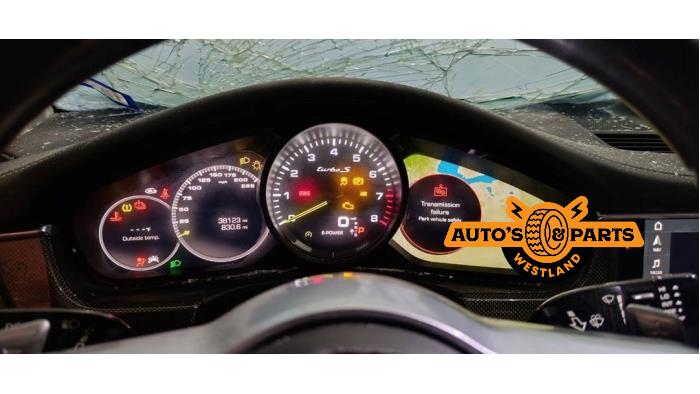 Gebruikte Motor Porsche Panamera Sport Turismo (971H) 4.0 V8 32V Turbo S E-Hybrid Prijs € 18.150,00 Inclusief btw aangeboden door Auto's en Parts Westland B.V.
