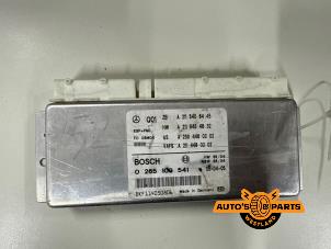 Gebruikte Esp computer Mercedes E (W211) 2.2 E-200 CDI 16V Prijs € 49,99 Margeregeling aangeboden door Auto's en Parts Westland B.V.