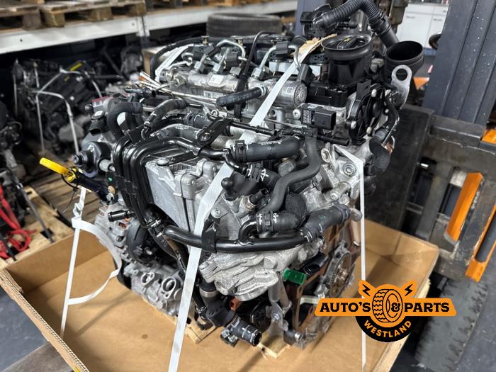 Gebruikte Motor Volkswagen Passat Variant (3G5) 1.6 TDI 16V Prijs € 3.932,50 Inclusief btw aangeboden door Auto's en Parts Westland B.V.