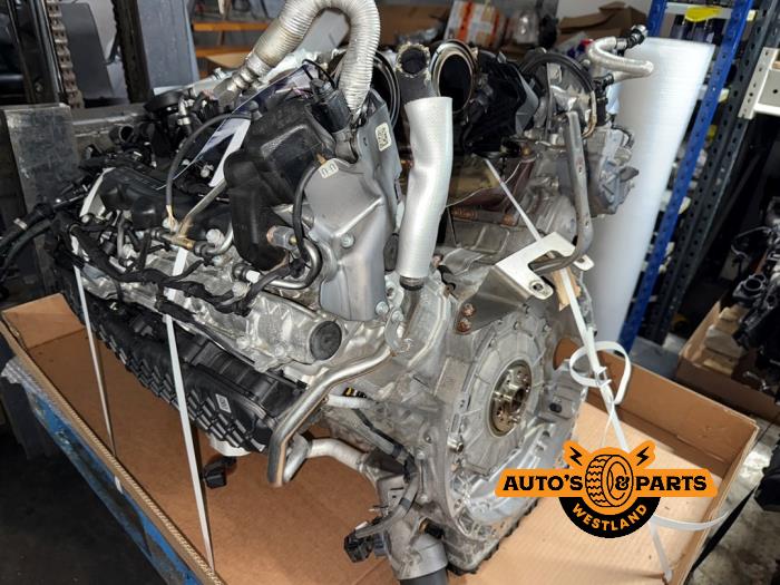 Gebruikte Motor Mercedes C (W205) C-63 S,Edition 1 AMG 4.0 V8 Biturbo Prijs € 10.889,99 Inclusief btw aangeboden door Auto's en Parts Westland B.V.