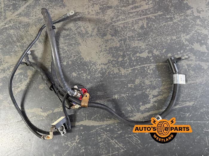 Gebruikte Accu sensor Mercedes A (W176) 1.6 A-160 16V Prijs € 100,00 Margeregeling aangeboden door Auto's en Parts Westland B.V.