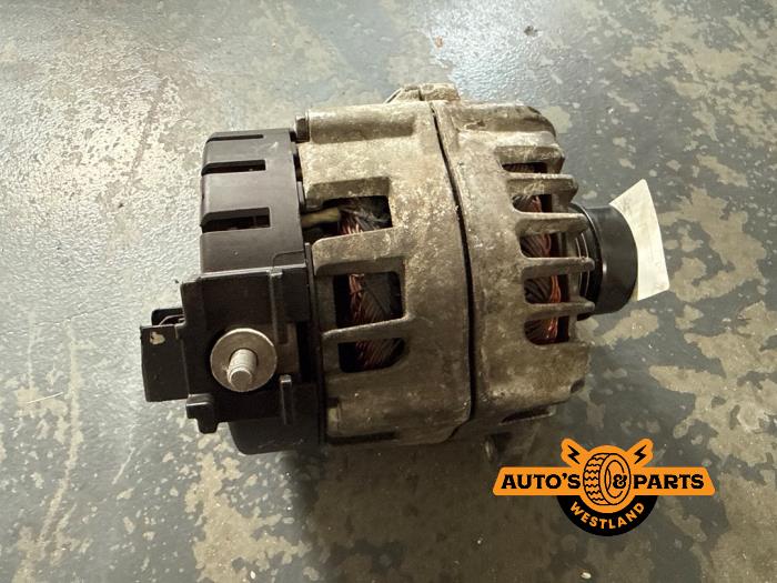 Gebruikte Dynamo Mercedes A-Klasse AMG (177.0) 2.0 A-35 AMG Turbo 16V 4Matic Prijs € 249,99 Margeregeling aangeboden door Auto's en Parts Westland B.V.