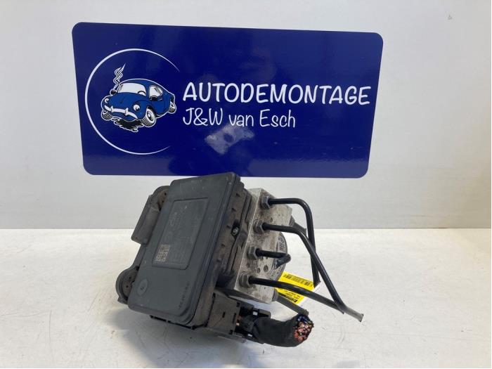 Gebruikte ABS Pomp Volkswagen Golf Sportsvan (AUVS) 1.6 TDI 16V Prijs € 242,00 Inclusief btw aangeboden door Autodemontage J&W van Esch