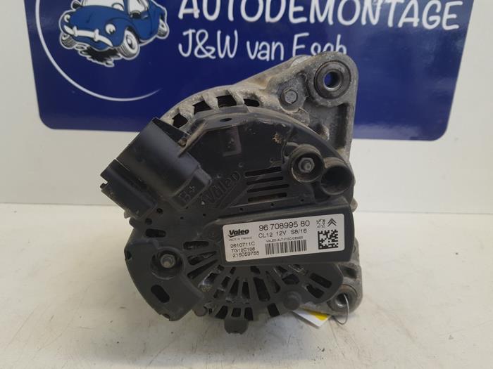 Dynamo van een Citroën C1 1.2 PureTech 82 12V 2017