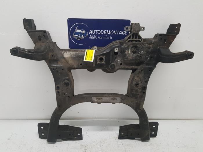 Gebruikte Subframe Mercedes A (W176) 1.6 A-200 16V Prijs € 90,75 Inclusief btw aangeboden door Autodemontage J&W van Esch