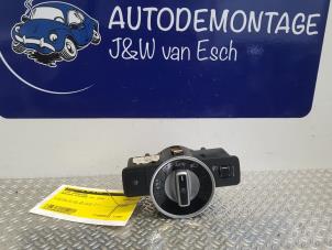 Gebruikte Schakelaar Licht Mercedes A (W176) 1.6 A-200 16V Prijs € 30,25 Inclusief btw aangeboden door Autodemontage J&W van Esch
