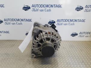 Gebruikte Dynamo Opel Corsa F (UB/UH/UP) 1.2 Turbo 12V 100 Prijs € 242,00 Inclusief btw aangeboden door Autodemontage J&W van Esch