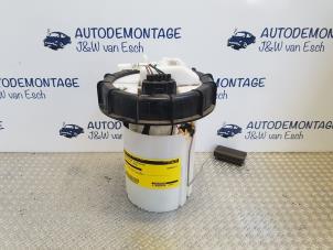 Gebruikte Tank element Pomp Ford Fiesta 7 1.1 Ti-VCT 12V 85 Prijs € 60,50 Inclusief btw aangeboden door Autodemontage J&W van Esch