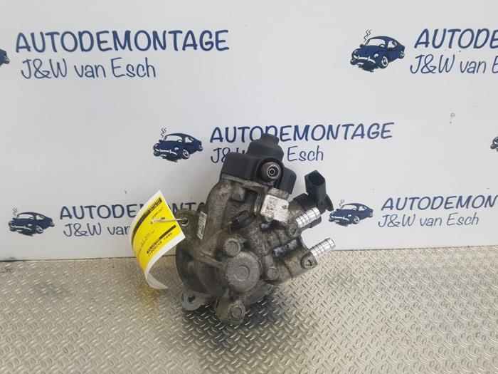 Gebruikte Hogedrukpomp Audi A3 Sportback (8VA/8VF) 2.0 TDI 16V Prijs € 423,50 Inclusief btw aangeboden door Autodemontage J&W van Esch