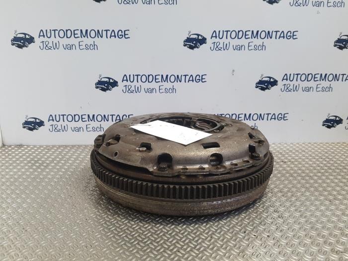 Gebruikte Dubbele massa vliegwiel Audi A3 Sportback (8VA/8VF) 2.0 TDI 16V Prijs € 181,50 Inclusief btw aangeboden door Autodemontage J&W van Esch