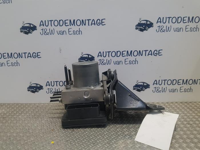 Gebruikte ABS Pomp Volkswagen Polo VI (AW1) 1.0 MPI 12V Prijs € 60,50 Inclusief btw aangeboden door Autodemontage J&W van Esch