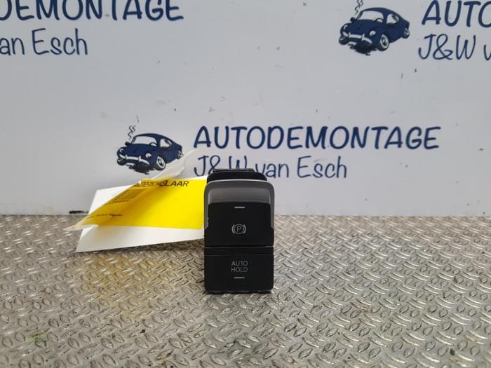 Gebruikte Handrem schakelaar Volkswagen Golf VII (AUA) 1.4 TSI 16V Prijs € 18,15 Inclusief btw aangeboden door Autodemontage J&W van Esch