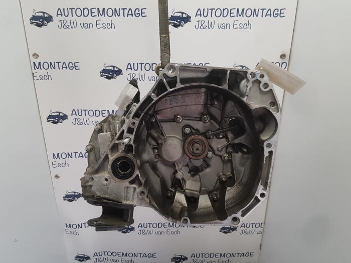 Gebruikte Versnellingsbak Nissan Micra (K14) 1.0 IG-T 100 Prijs € 574,75 Inclusief btw aangeboden door Autodemontage J&W van Esch