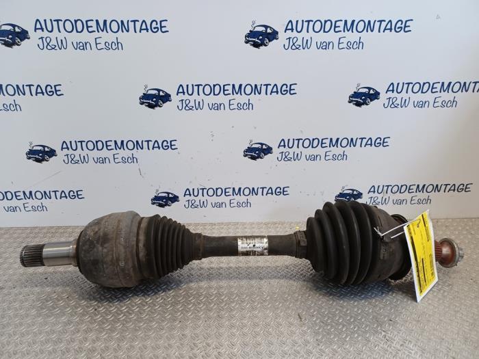 Gebruikte Aandrijfas links-voor Mercedes B (W246/W242) 1.8 B-180 CDI BlueEFFICIENCY 16V Prijs € 145,20 Inclusief btw aangeboden door Autodemontage J&W van Esch