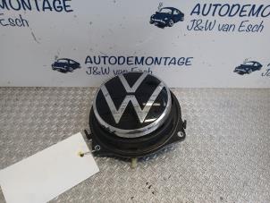 Gebruikte Kofferdeksel Handgreep Volkswagen Golf VIII (CD1) 1.5 TSI BlueMotion 16V Prijs € 78,65 Inclusief btw aangeboden door Autodemontage J&W van Esch
