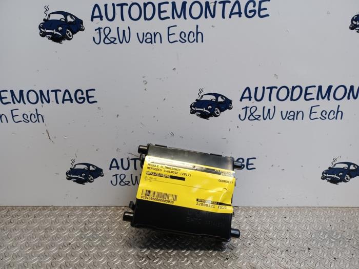 Gebruikte Climatronic module Mercedes C (W205) C-220 2.2 CDI BlueTEC, C-220 d 16V Prijs € 72,60 Inclusief btw aangeboden door Autodemontage J&W van Esch