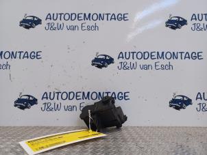 Gebruikte Motor Tankklepvergrendeling Volkswagen Polo VI (AW1) 1.0 MPI 12V Prijs € 24,20 Inclusief btw aangeboden door Autodemontage J&W van Esch