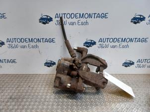 Gebruikte Remklauw (Tang) rechts-achter Volkswagen Golf Sportsvan (AUVS) 1.6 TDI BlueMotion 16V Prijs € 60,50 Inclusief btw aangeboden door Autodemontage J&W van Esch