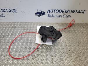 Gebruikte Motor Tankklepvergrendeling Audi A4 (B8) 1.8 TFSI 16V Prijs € 18,15 Inclusief btw aangeboden door Autodemontage J&W van Esch