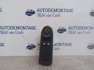 Gebruikte Schakelaar Elektrisch Raam Citroen C3 (SC) 1.4 HDi Prijs € 31,46 Inclusief btw aangeboden door Autodemontage J&W van Esch