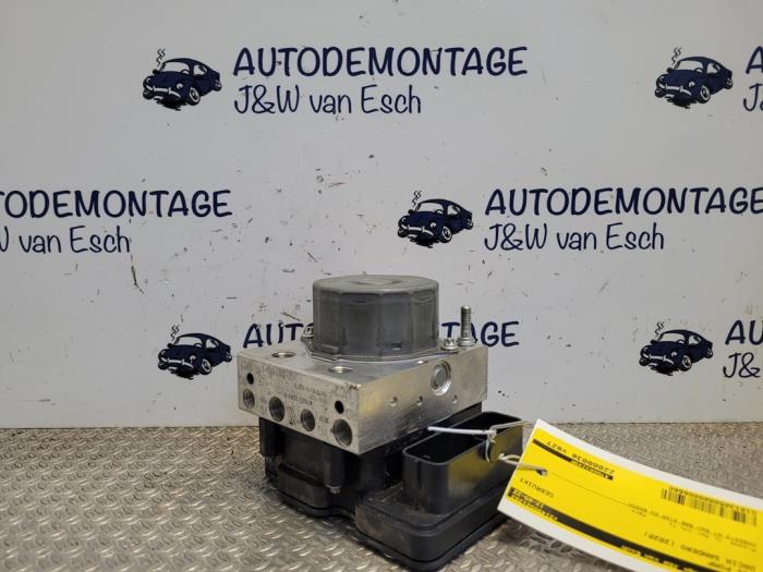 Gebruikte ABS Pomp Dacia Logan MCV III/Sandero Wagon (SD07) 0.9 TCe 90 12V Prijs € 181,50 Inclusief btw aangeboden door Autodemontage J&W van Esch