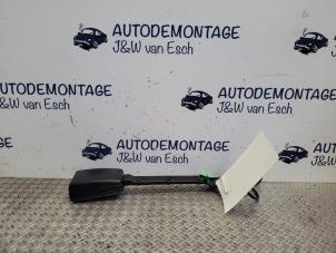 Gebruikte Veiligheidsgordel Insteek rechts-voor Volkswagen Golf Sportsvan (AUVS) 2.0 TDI 150 16V Prijs € 30,25 Inclusief btw aangeboden door Autodemontage J&W van Esch