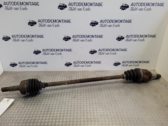 Gebruikte Aandrijfas rechts-achter Toyota Aygo (B10) 1.0 12V VVT-i Prijs € 30,25 Inclusief btw aangeboden door Autodemontage J&W van Esch