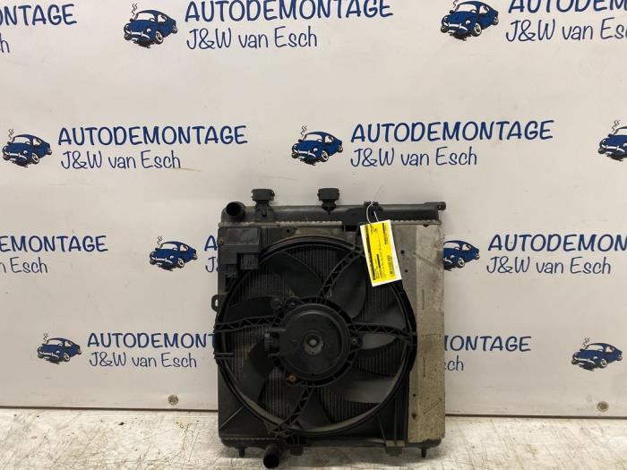 Gebruikte Radiateur Peugeot 208 I (CA/CC/CK/CL) 1.4 HDi Prijs € 48,40 Inclusief btw aangeboden door Autodemontage J&W van Esch