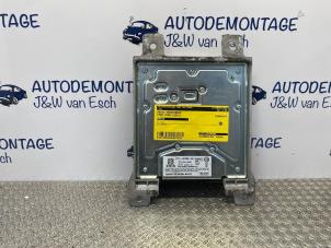 Gebruikte Radio versterker Ford Puma 1.0 Ti-VCT EcoBoost Hybrid 12V Prijs € 121,00 Inclusief btw aangeboden door Autodemontage J&W van Esch