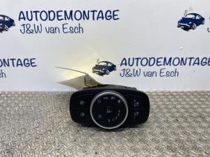 Gebruikte Licht Schakelaar Ford Puma 1.0 Ti-VCT EcoBoost Hybrid 12V Prijs € 48,40 Inclusief btw aangeboden door Autodemontage J&W van Esch