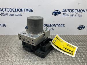 Gebruikte ABS Pomp Mercedes Vito (447.6) 1.6 111 CDI 16V Prijs € 302,50 Inclusief btw aangeboden door Autodemontage J&W van Esch