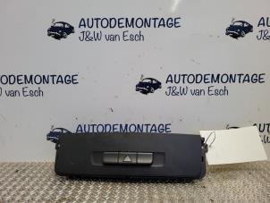 Gebruikte Schakelaar Paniekverlichting Mercedes Vito (447.6) 1.6 111 CDI 16V Prijs € 24,20 Inclusief btw aangeboden door Autodemontage J&W van Esch
