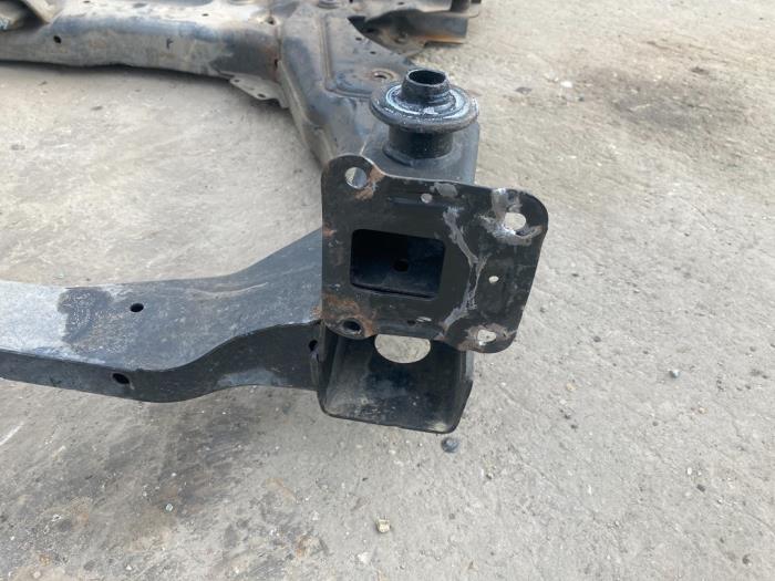 Gebruikte Subframe Mercedes Vito (447.6) 1.6 111 CDI 16V Prijs € 302,50 Inclusief btw aangeboden door Autodemontage J&W van Esch