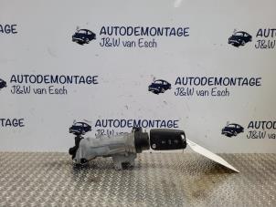 Gebruikte Kontaktslot + Sleutel Volkswagen T-Cross 1.0 TSI 115 12V Prijs € 60,50 Inclusief btw aangeboden door Autodemontage J&W van Esch