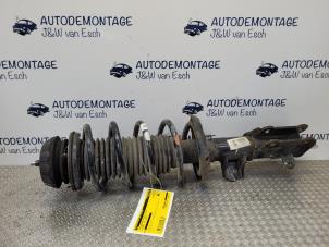 Gebruikte Schokbreker rechts-voor Hyundai i10 1.2 CNG 16V Prijs € 151,25 Inclusief btw aangeboden door Autodemontage J&W van Esch