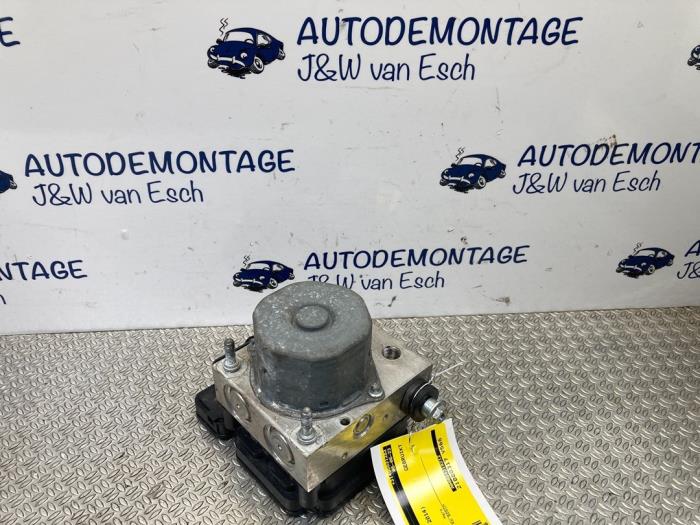 Gebruikte ABS Pomp Mercedes B (W246/W242) 1.6 B-180 BlueEFFICIENCY Turbo 16V Prijs € 121,00 Inclusief btw aangeboden door Autodemontage J&W van Esch
