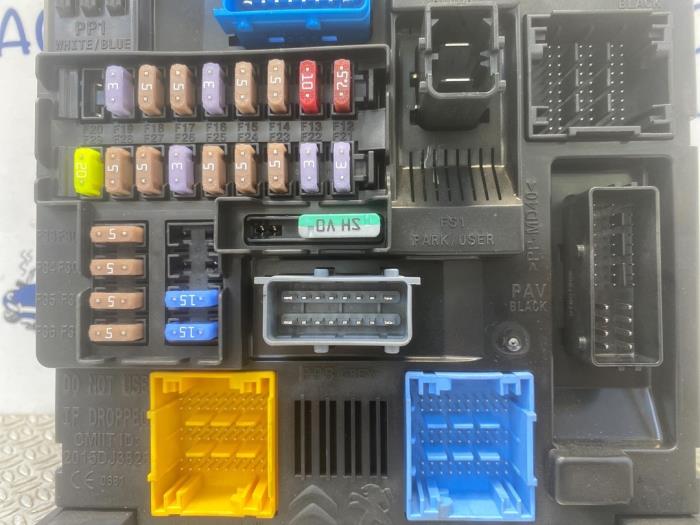 Computer Body Control van een Opel Mokka 1.2 Turbo 12V 2022