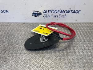 Gebruikte GPS Antenne Toyota Yaris III (P13) 1.5 16V Dual VVT-iE Prijs € 42,35 Inclusief btw aangeboden door Autodemontage J&W van Esch