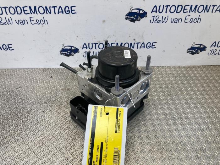 Gebruikte ABS Pomp Toyota Yaris III (P13) 1.5 16V Dual VVT-iE Prijs € 102,85 Inclusief btw aangeboden door Autodemontage J&W van Esch
