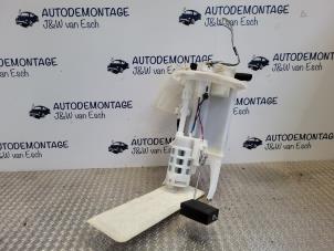 Gebruikte Tank element Pomp Toyota Yaris III (P13) 1.5 16V Dual VVT-iE Prijs € 60,50 Inclusief btw aangeboden door Autodemontage J&W van Esch